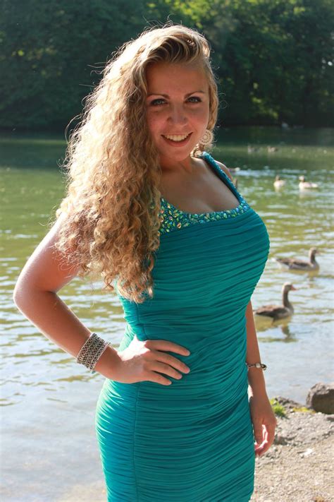 Watch Busty Wife Porn Videos .
